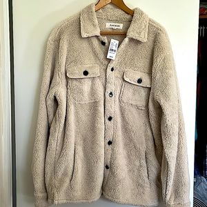 PacSun Homecoming Button Down Sherpa Shirt! PERFECT FOR FALL WEATHER!!! 🍂